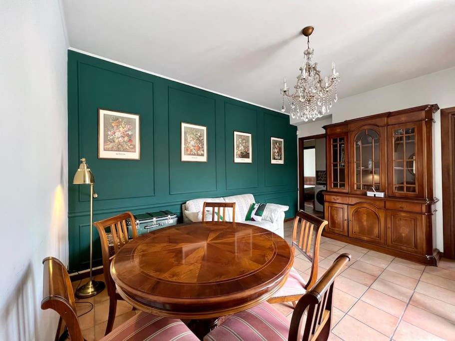 City Center 2 Bedroom Apt Bergamo Exteriör bild